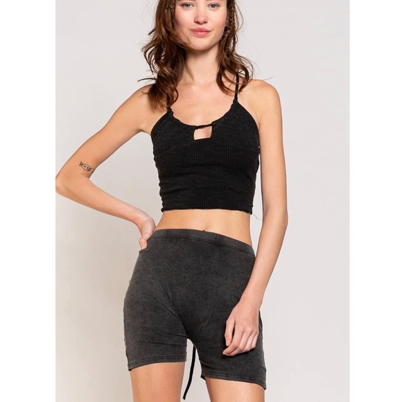 🌺HP High-Waisted Baby Soft Ribbed Adore Biker Short NWT - Picture 3 of 7